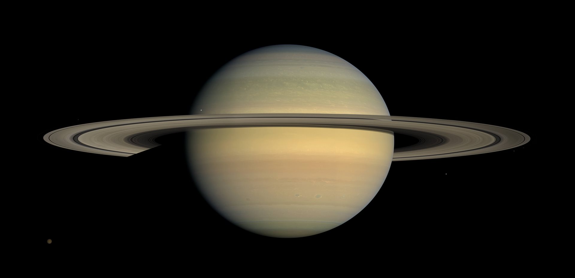 Saturn - prstence